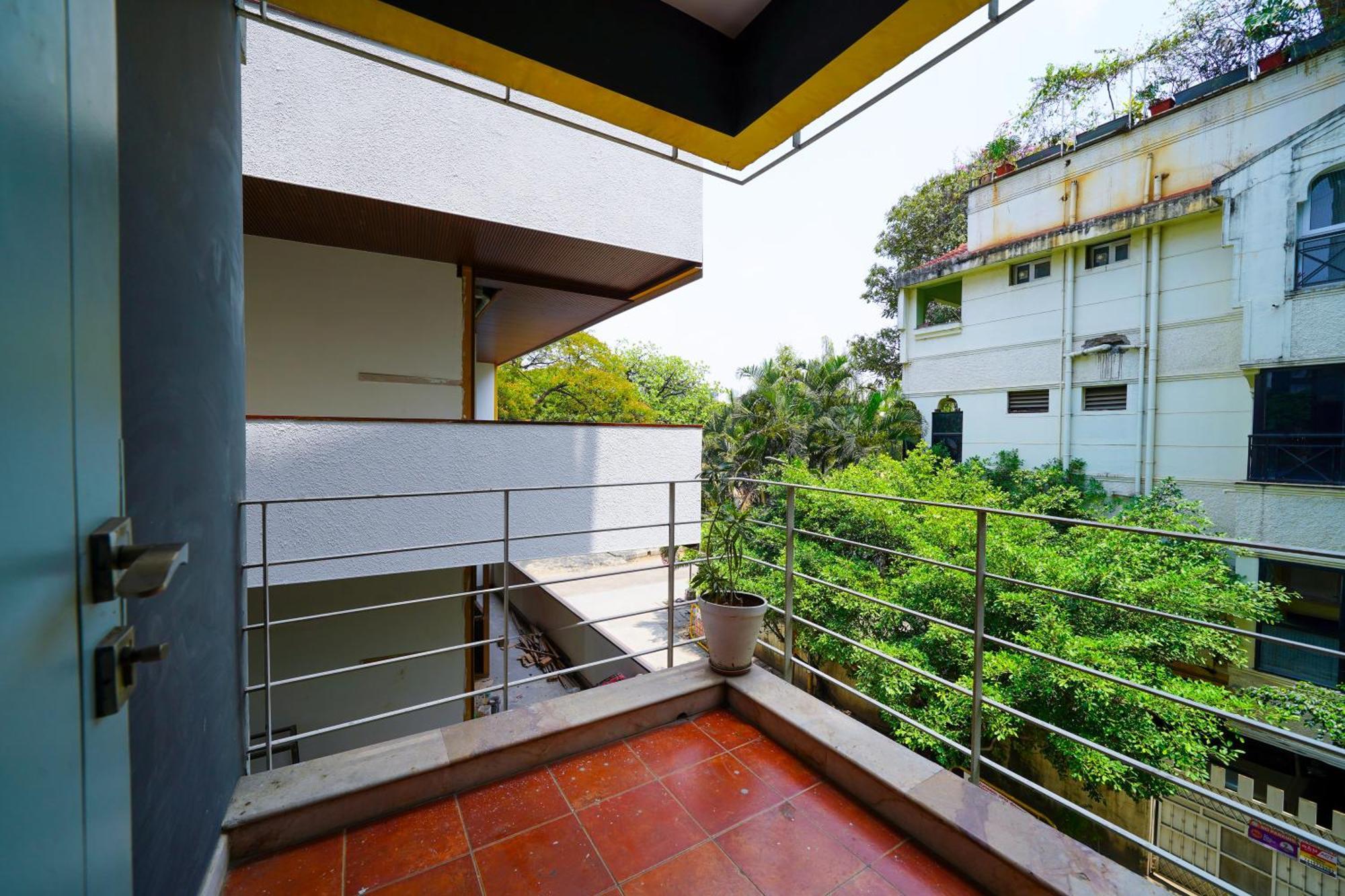 Olive Hotel Magrath By Embassy Group Bangalore Extérieur photo