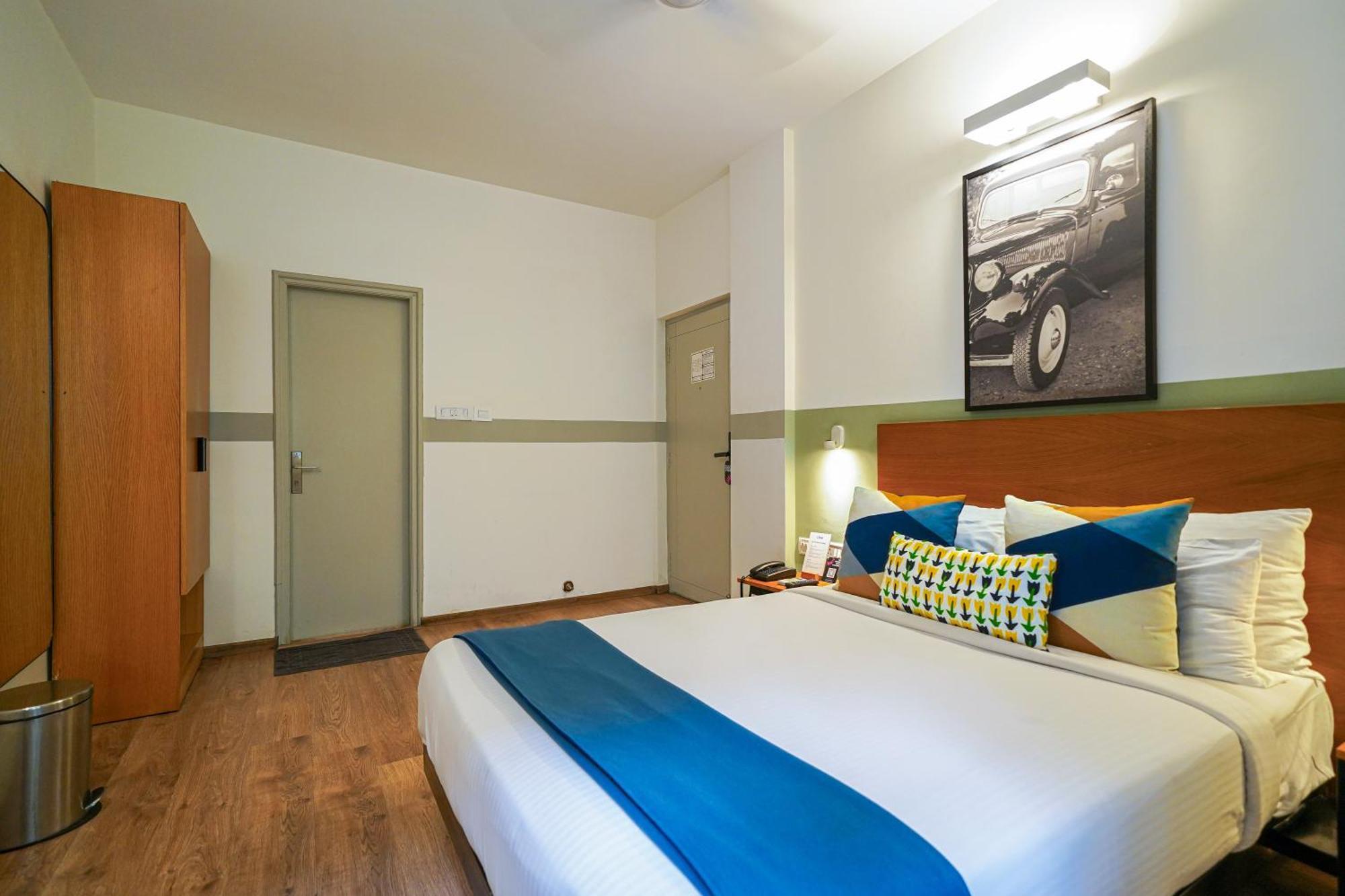 Olive Hotel Magrath By Embassy Group Bangalore Extérieur photo
