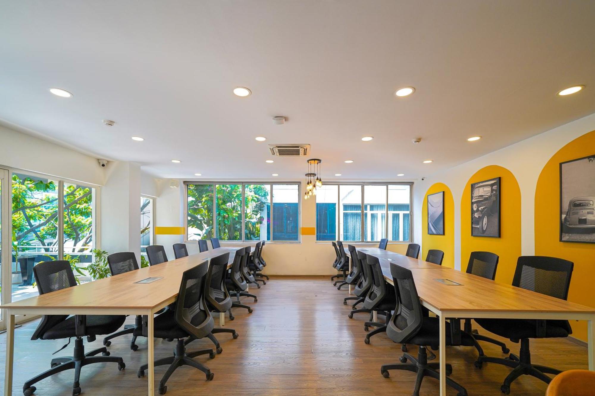Olive Hotel Magrath By Embassy Group Bangalore Extérieur photo